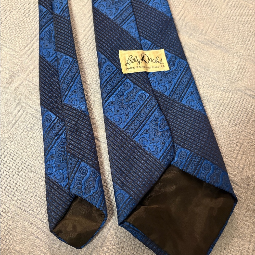 Stunning Blue Patterned Men's Lilly Dache’ Tie - Picture 8 of 11